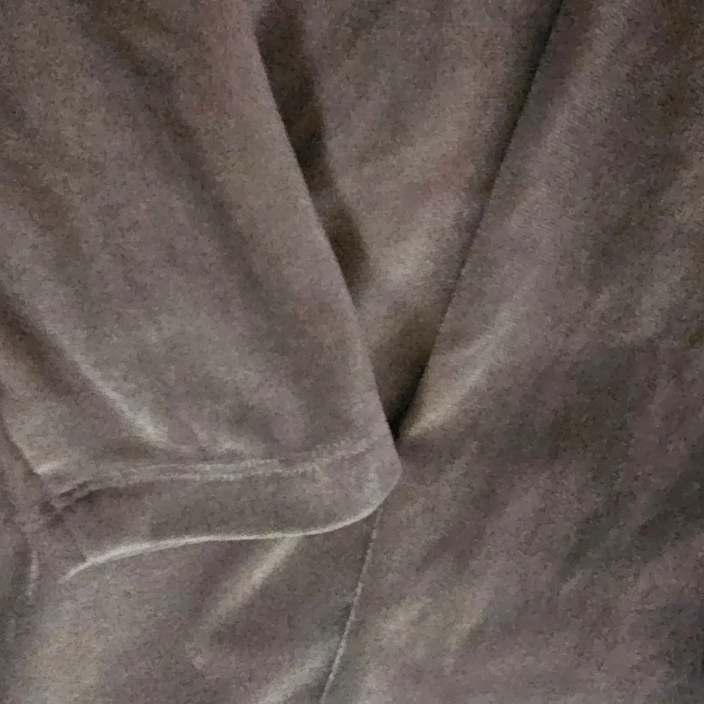 Old Navy Girls Silver Gray Velvet Long Sleeve Dress Size M 8 Pockets Bow Neck